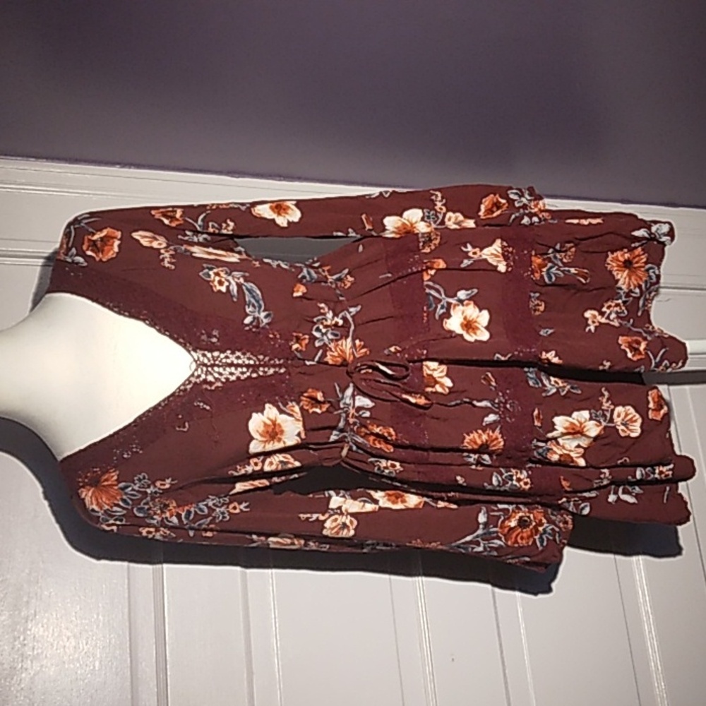 "Xhilaration" long sleeve floral summer dress. cute , with lace sz: girls L